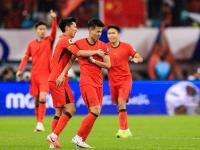 开云体育app-包含球员交流日益频繁，球队实力对比日益激烈的词条