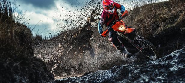 开云平台-赛道上的红牛内战，勒克莱尔惊艳四座，红牛车队绝杀红牛二队