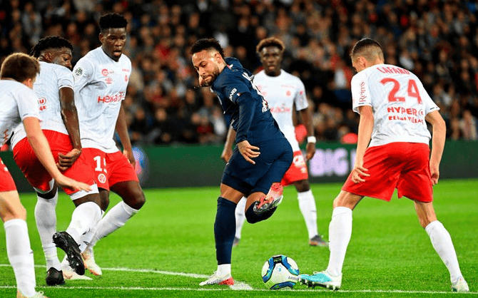 兰斯大胜雷恩，豪取联赛三连胜的简单介绍