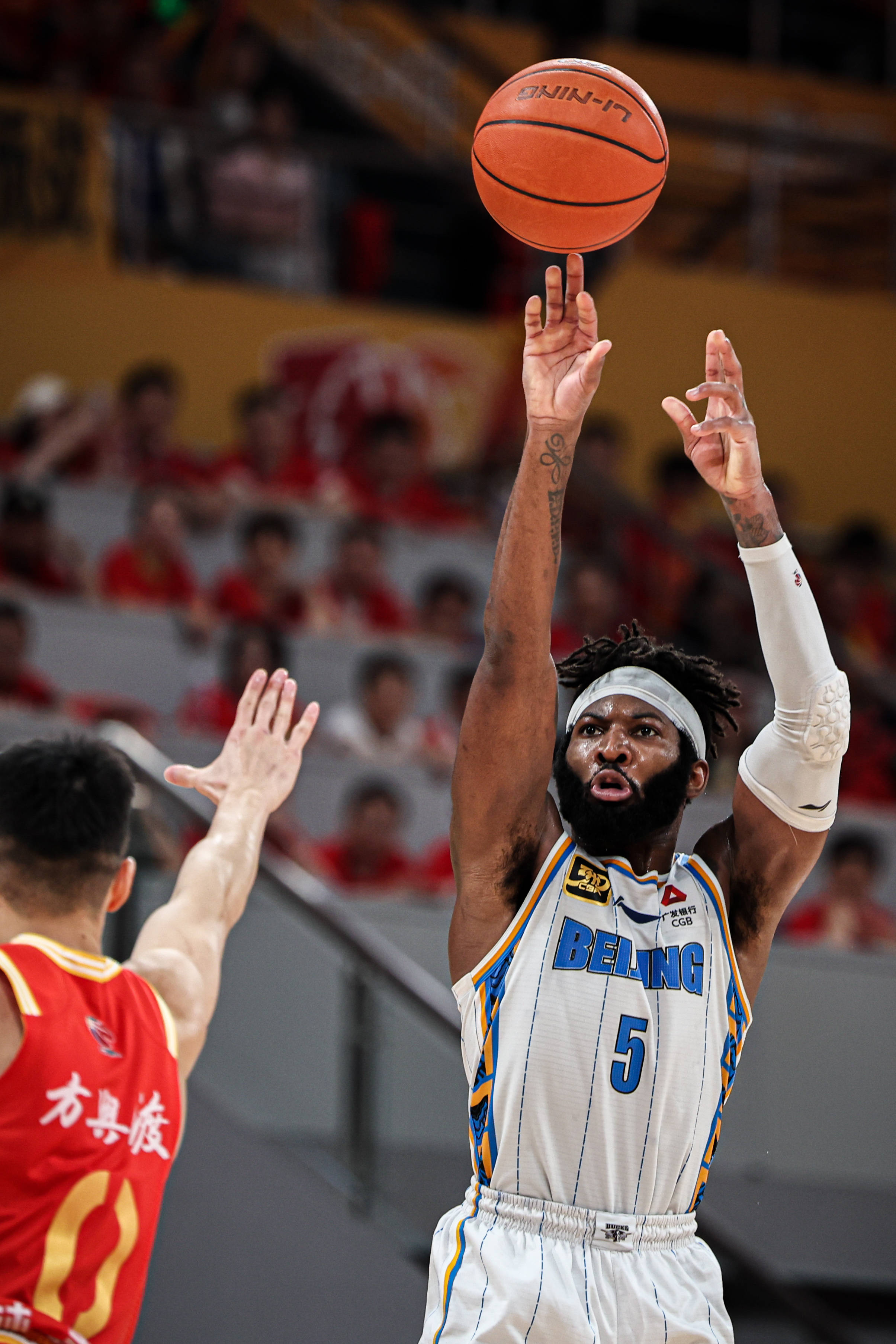 关于外援表现抢眼,球队备战新季的信息 关于外援表现抢眼,球队备战新季的信息