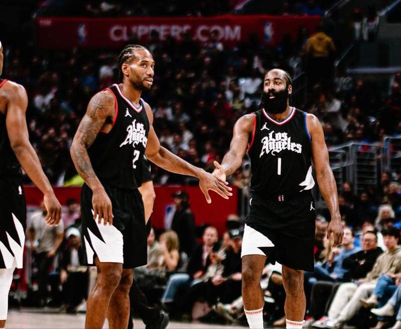 伦纳德继续统治球场，快船再次取得胜利