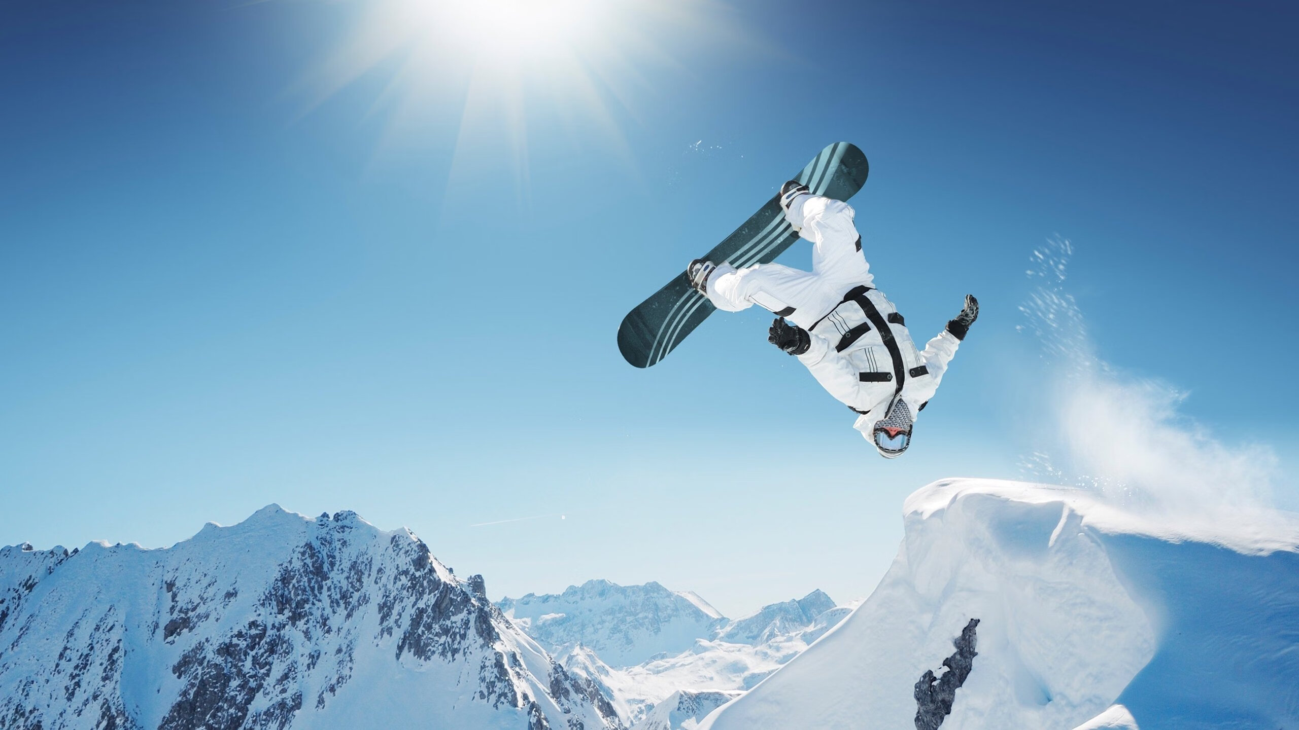 末节风暴！恩比德连续得分拉开差距，篮网主场强势带走鹈鹕