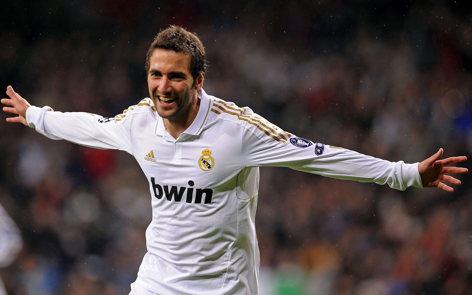 马赛奇迹夜，阿坎吉一锤定音，击碎卡塔尔足球的黄金梦